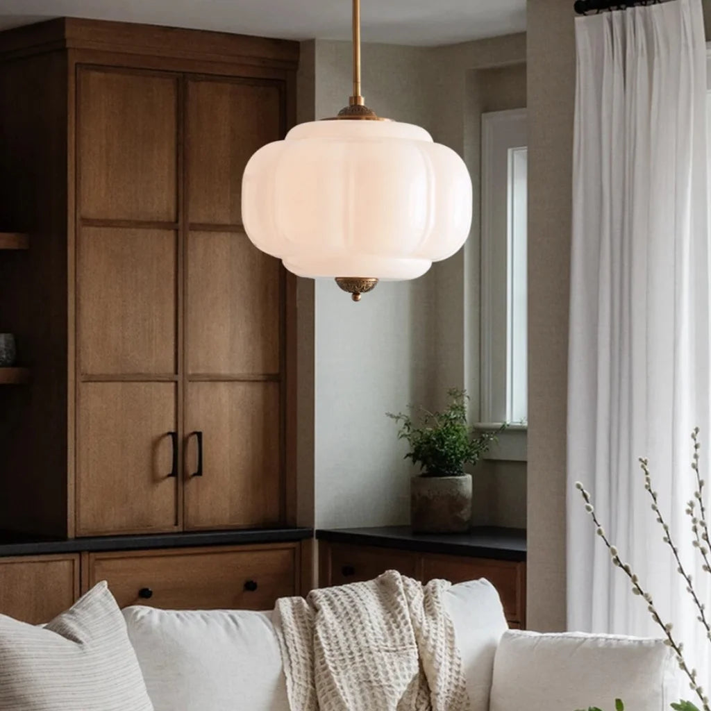 Liora Vintage Brass Pumpkin Glass Pendant Light (10) (1).webp__PID:1df0cc46-b910-4b7b-8d92-b92497b6d3d9