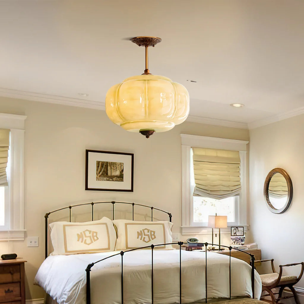 Liora Vintage Brass Pumpkin Glass Pendant Light (6) (1).webp__PID:68f2cb60-8e53-4580-8e90-8b64571285af