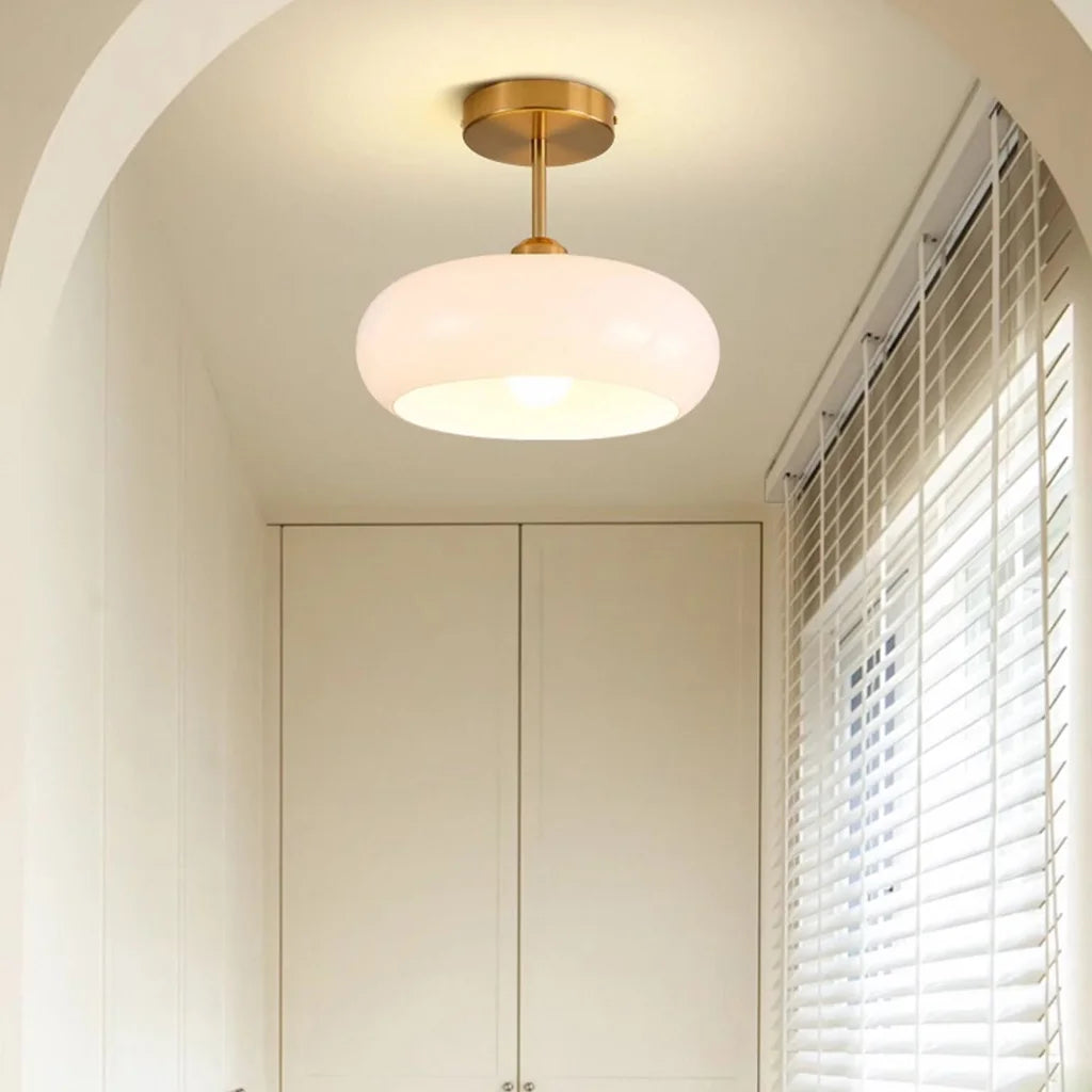 bauhaus-round-10.webp__PID:fd69bb32-698c-441f-bfd6-583774965a7f