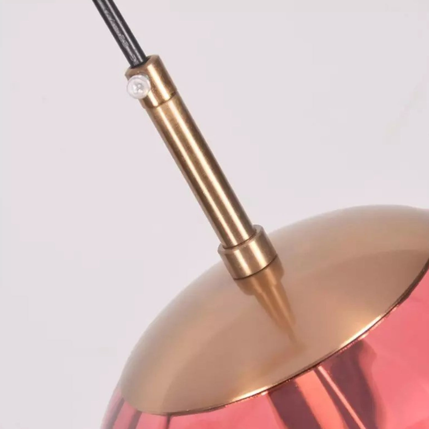 Octavia Gemstone Tones Glass Pleated Pendant Light detail 2.webp__PID:1e0fb903-cf56-48ad-9922-c695563aaf1c