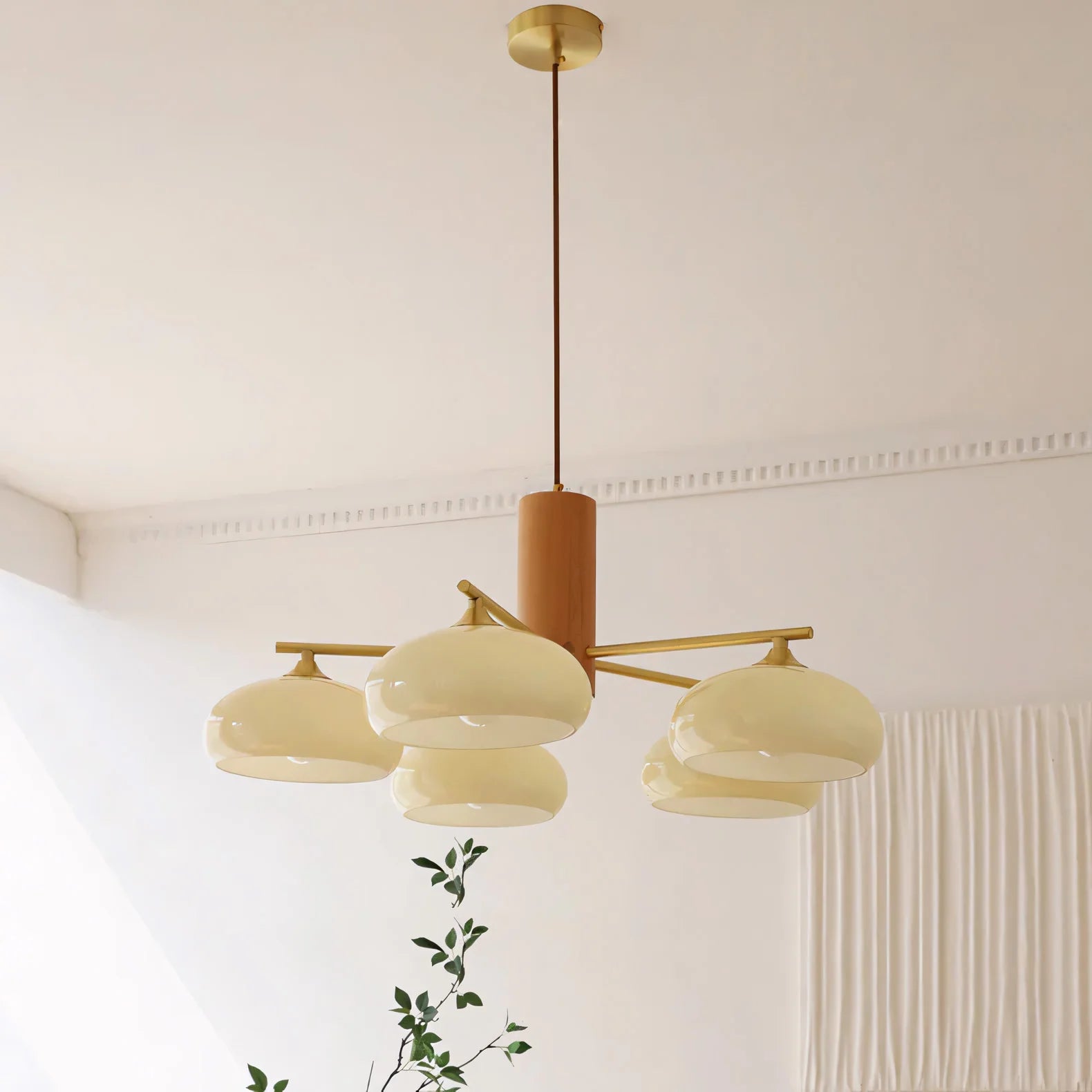 Lampadario in vetro di latte Clio Bauhaus-sku-5beige.webp__PID:254e26ae-e011-45e2-a000-8b8a70f074c5