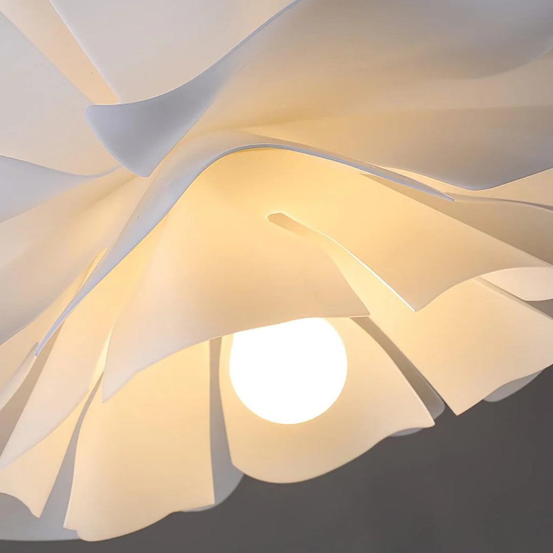 Nordic Lotus Flower Acrylic Pendant Light detail2.webp__PID:788747db-f29c-4fb3-8903-196d7f89af89