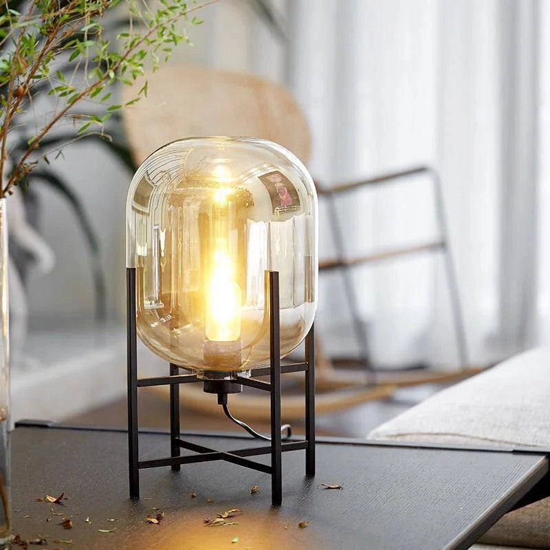Moderne nordische Stehtischlampe aus Glas (6).webp__PID:2f5ed66c-1a53-42e5-971c-1a0e9776cbfe