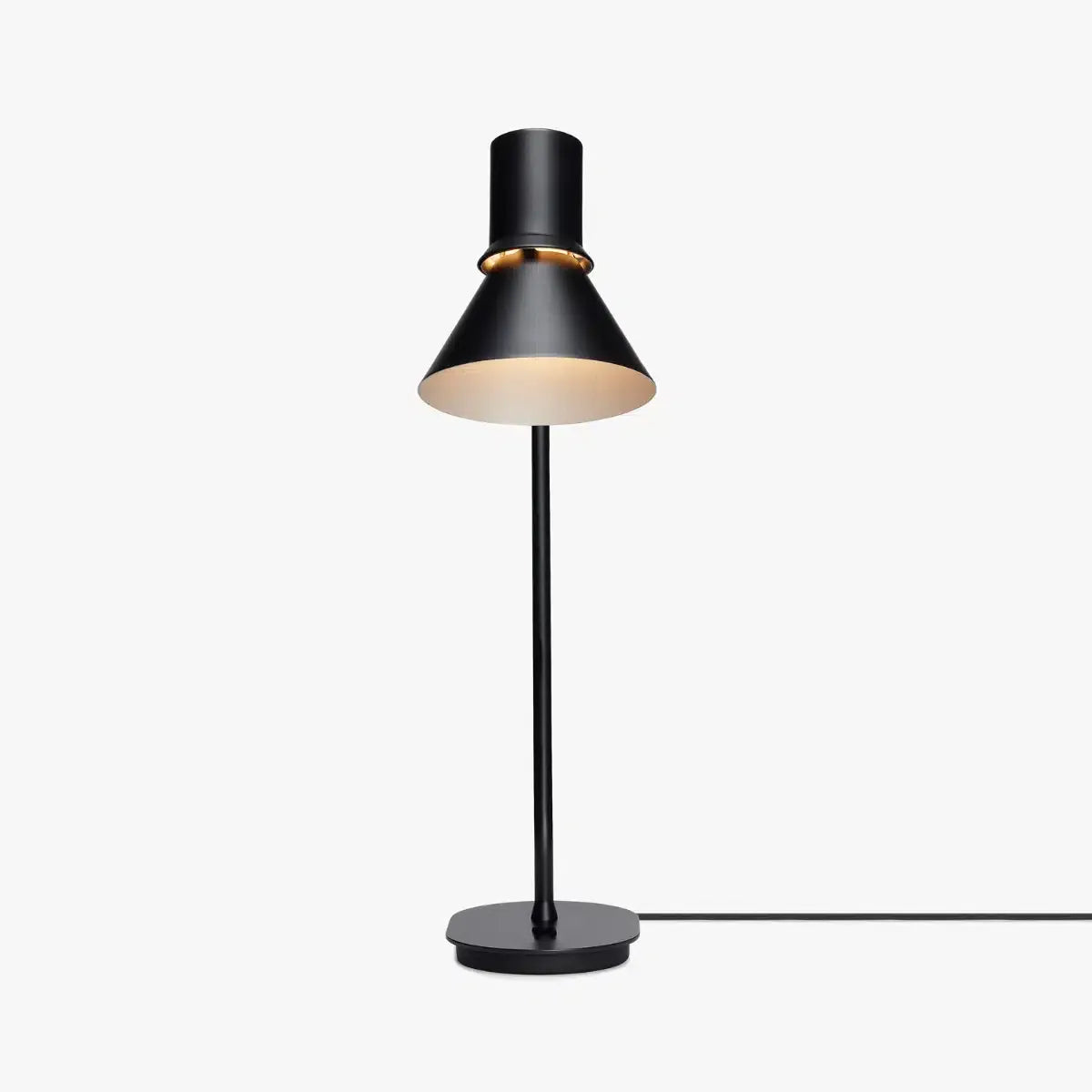 imgi_35_type_80_table_lamp_matte_black_4_1.jpg.jpg__PID:6e74241a-09ff-4c9d-8c62-9a0ecb164f77