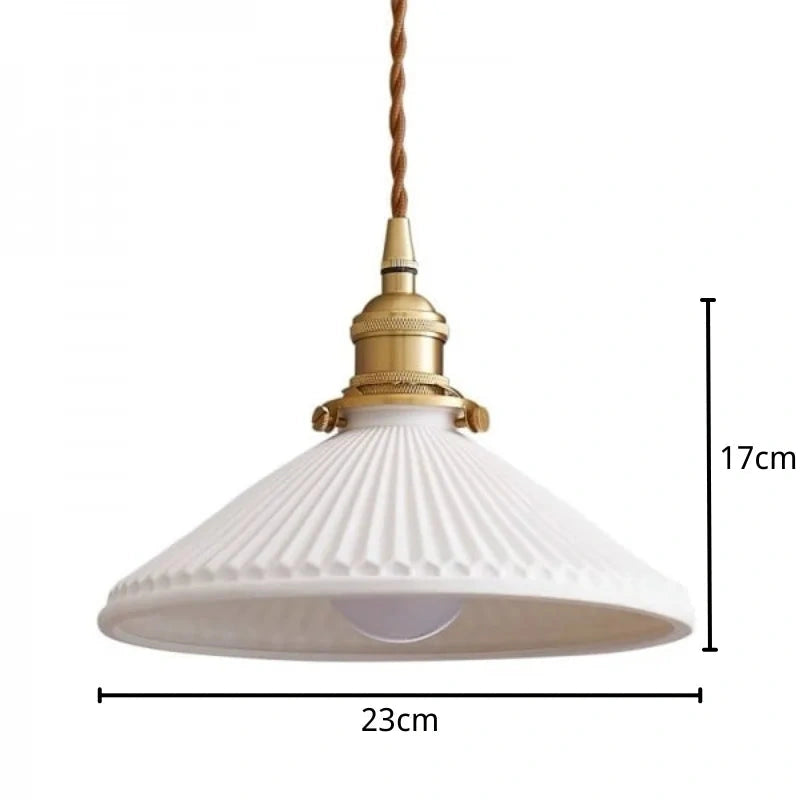 Lampada a sospensione in ceramica a forma di cappello plissettato vintage (23).webp__PID:74b9547e-7a2f-4909-9eda-9b678f2d4d62