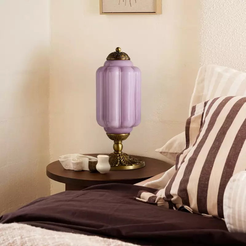 Eloise_Vintage_Cream_Glass_Table_Lamp1-9.webp__PID:5b3c374e-fc26-42c9-b90f-129a954d9ab6