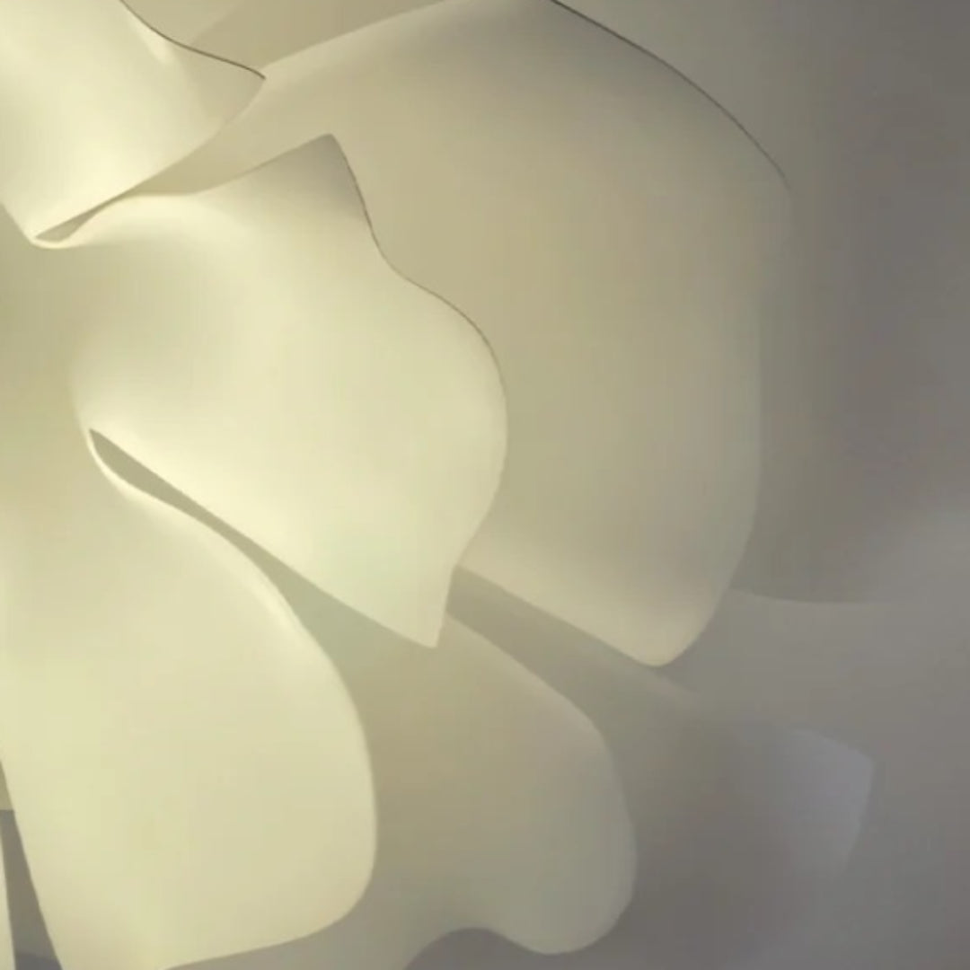 Nordic Lotus Flower Acrylic Pendant Light detail4.webp__PID:b4107887-47db-429c-bfb3-8903196d7f89