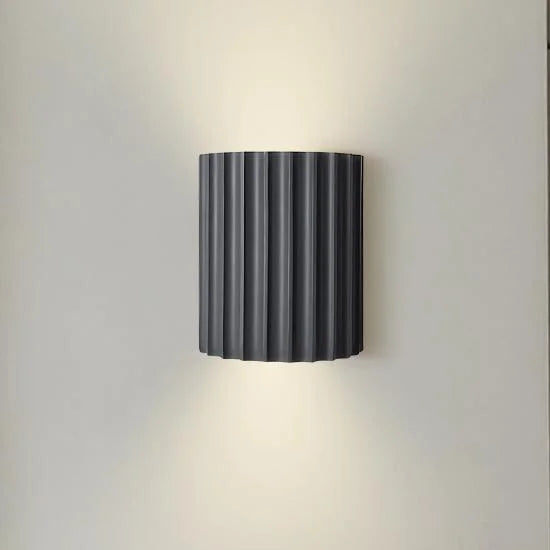 Lila_Modern_Resin_Ribbed_Wall_Sconce6_1.webp__PID:56182be2-366f-4c8f-9443-23c69f3fa0f2