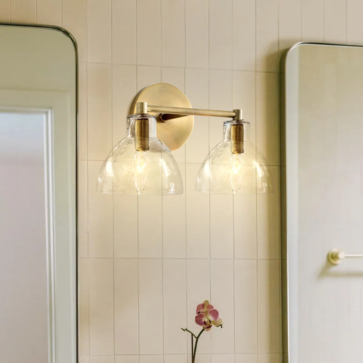 Xeno_Antique_Brass_Recycled_Glass_Wall_Sconce_9_1_6629780c-aea7-4166-902f-5ca62830399a.webp__PID:52b86a8b-b6b4-4ea2-adf0-449cc0634196