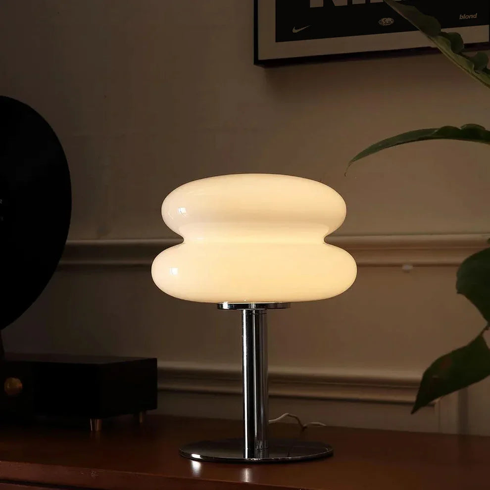 Olle Nordic Macaron Bauhaus Glas-Tischlampe1.webp__PID:00e209be-8cb4-4d97-8536-050813098aea