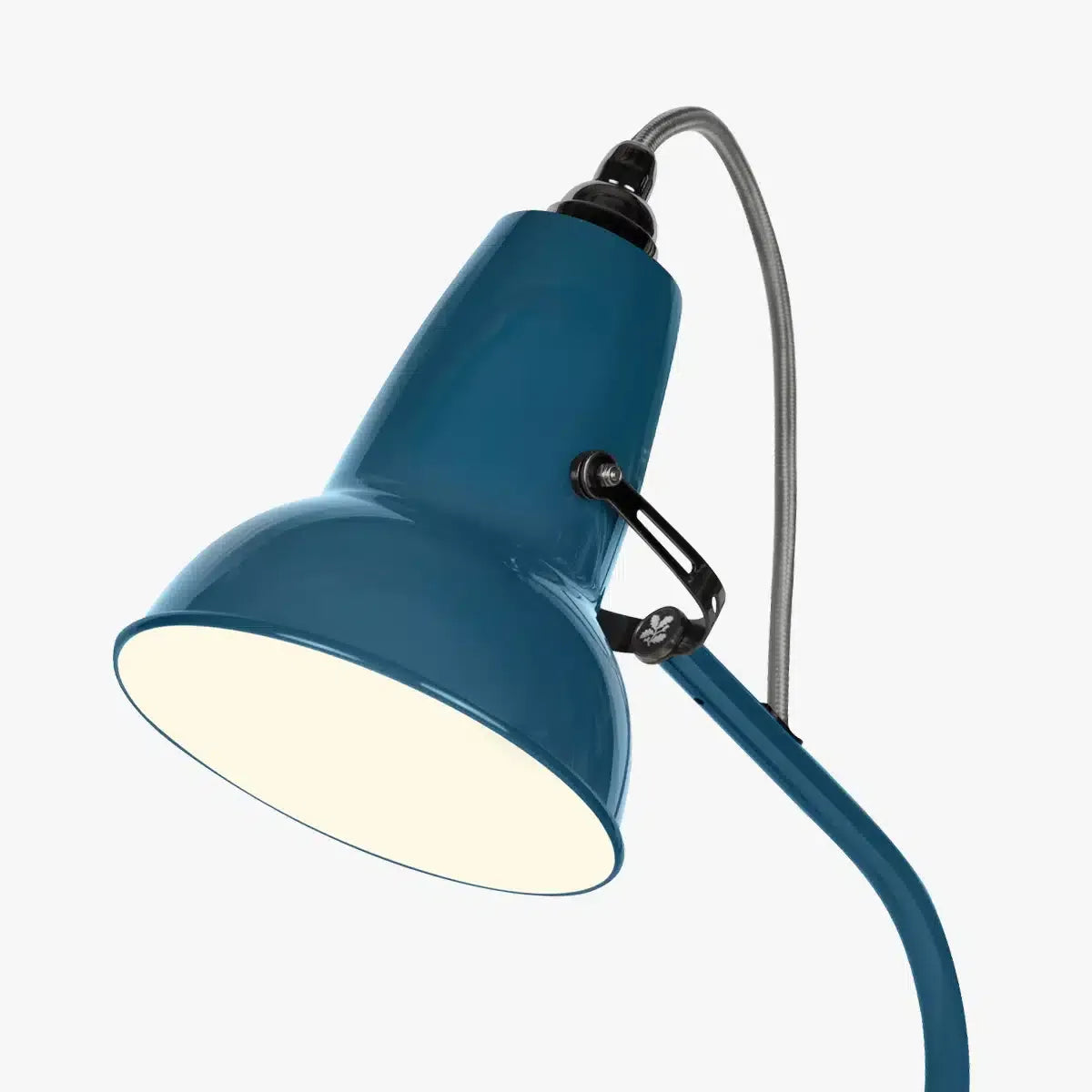 imgi_51_Anglepoise_NT_Original-1227-Neptune-Mini-table-5-AP-website.jpg.webp__PID:24c90ef0-fb3b-4778-bab7-701a698bb544