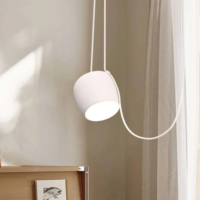 Lira Multi Light Metall Verstellbare Lineare Pendelleuchte6.webp__PID:7dc52bc8-3d3b-4c5d-8616-3ef3f8d119f5