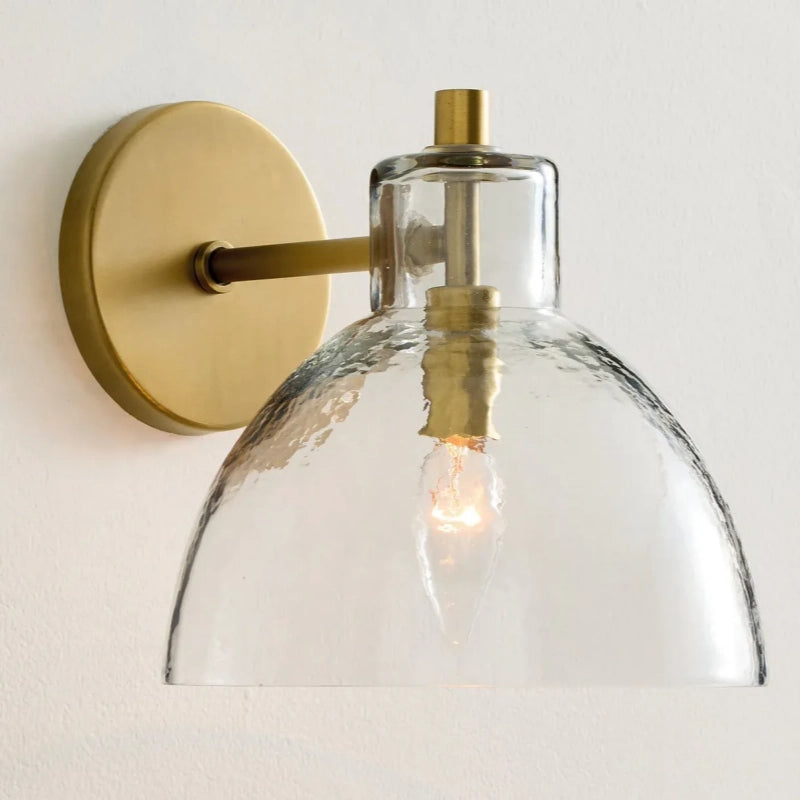 Antike Wandleuchte aus Messing und Glas7.webp__PID:159ff7ec-d97e-48b2-a570-f2cf731bf919