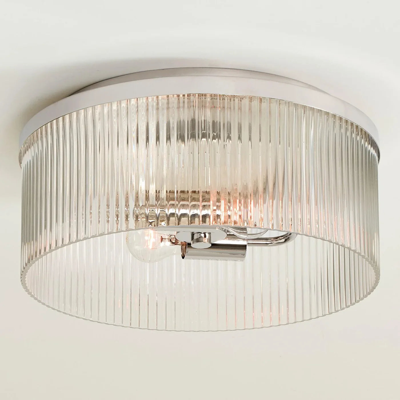 Retro Runde gerippte Glas-Deckenleuchte3.webp__PID:206d9bba-df98-4d45-8c0c-7aa55379d69e