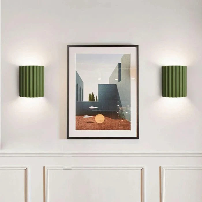 Lila_Modern_Resin_Ribbed_Wall_Sconce8_1.webp__PID:dcb41189-97fb-466a-bcc9-d1531389b120